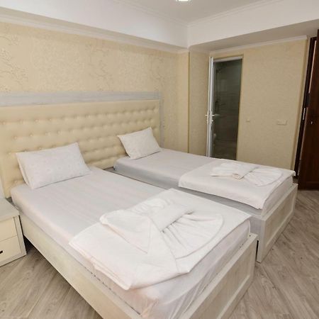 Our House Kutaisi Hotel Exterior foto